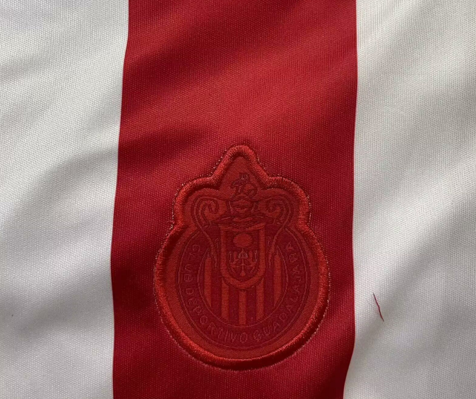 Chivas 115th aniversario