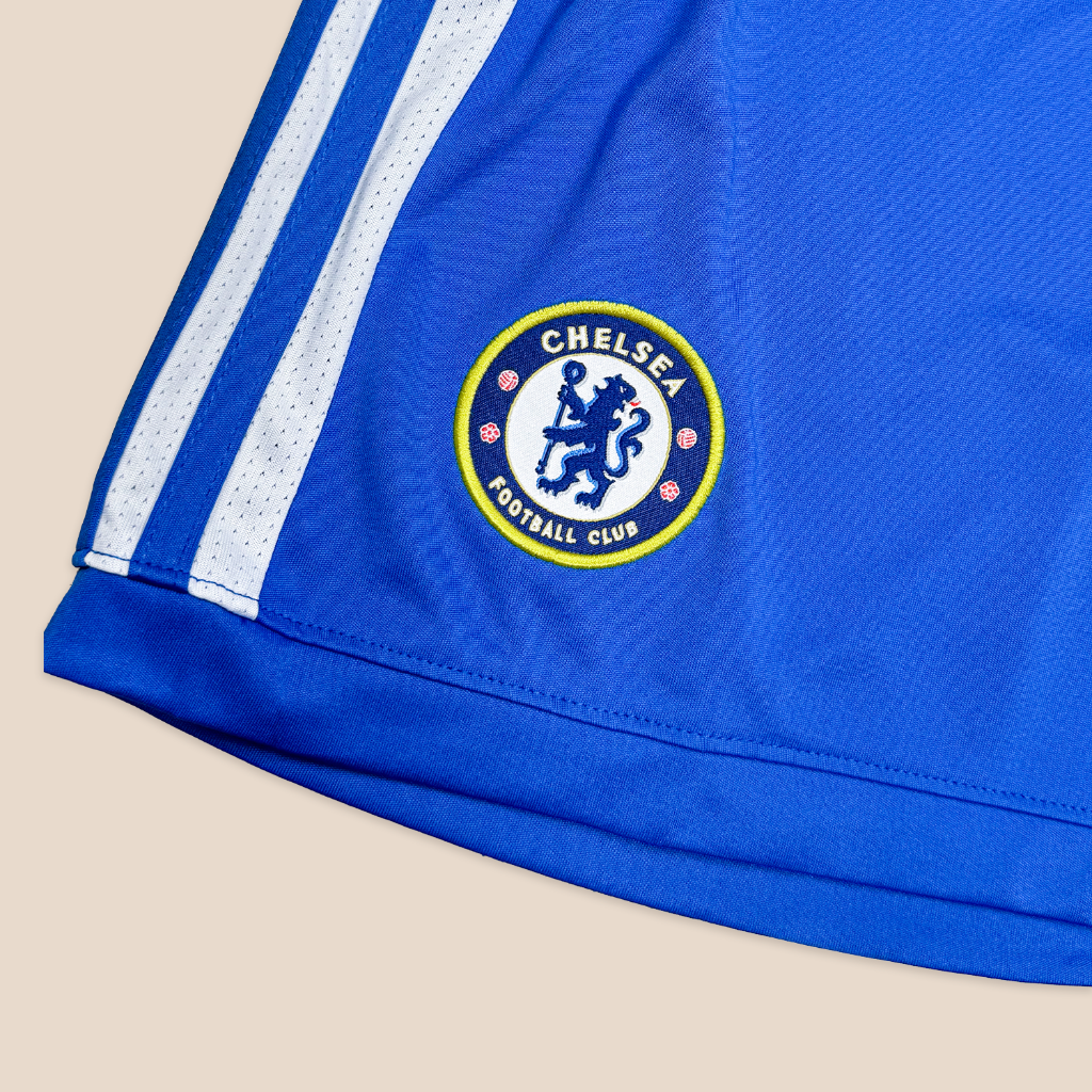 Chelsea 2011/12 Local para Niños