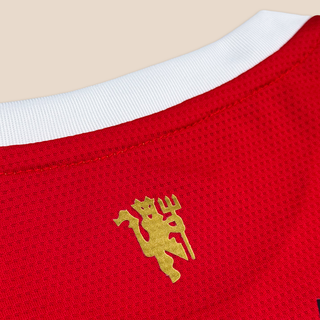 Manchester United 2021/22 Local