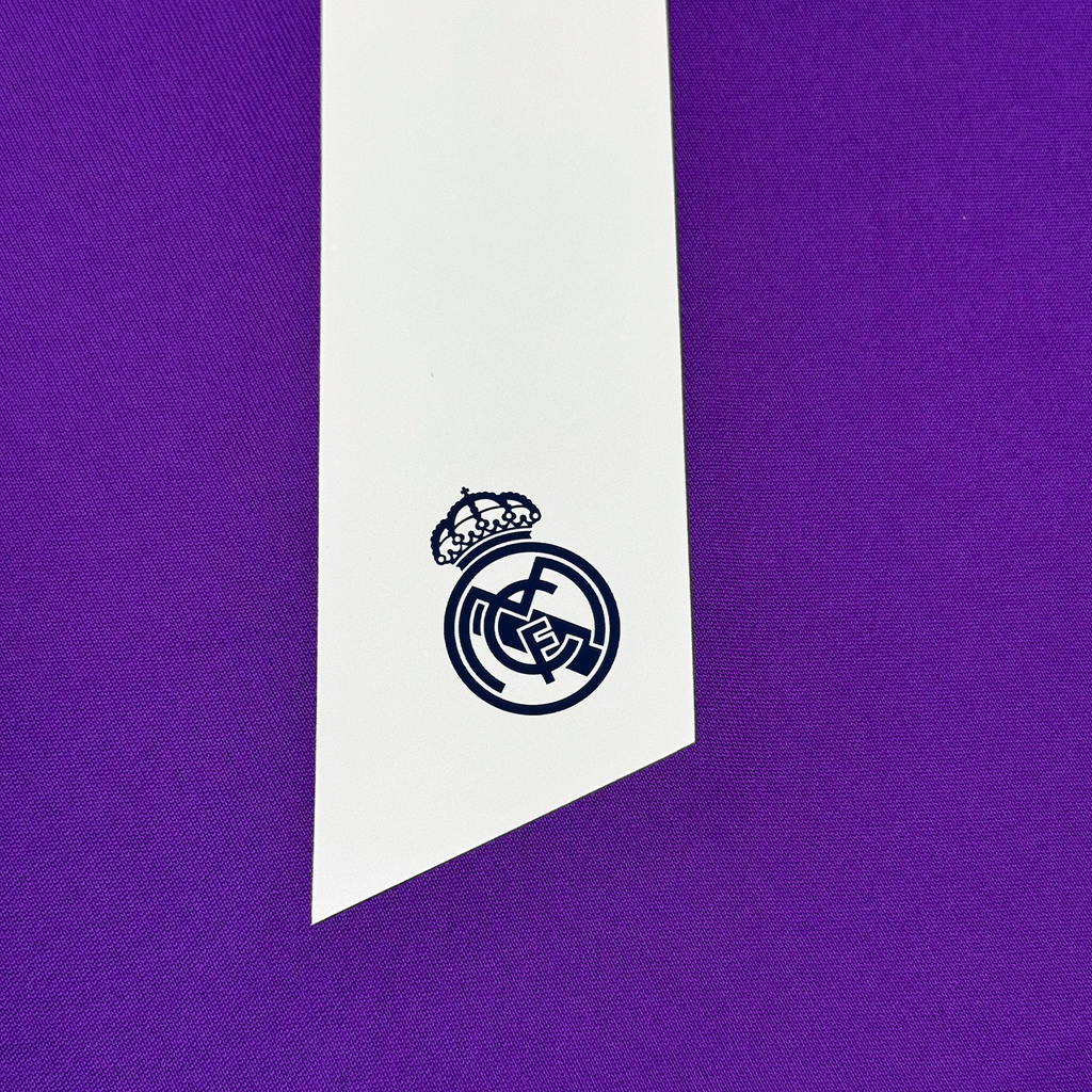 Real Madrid 2016/17 Visitante