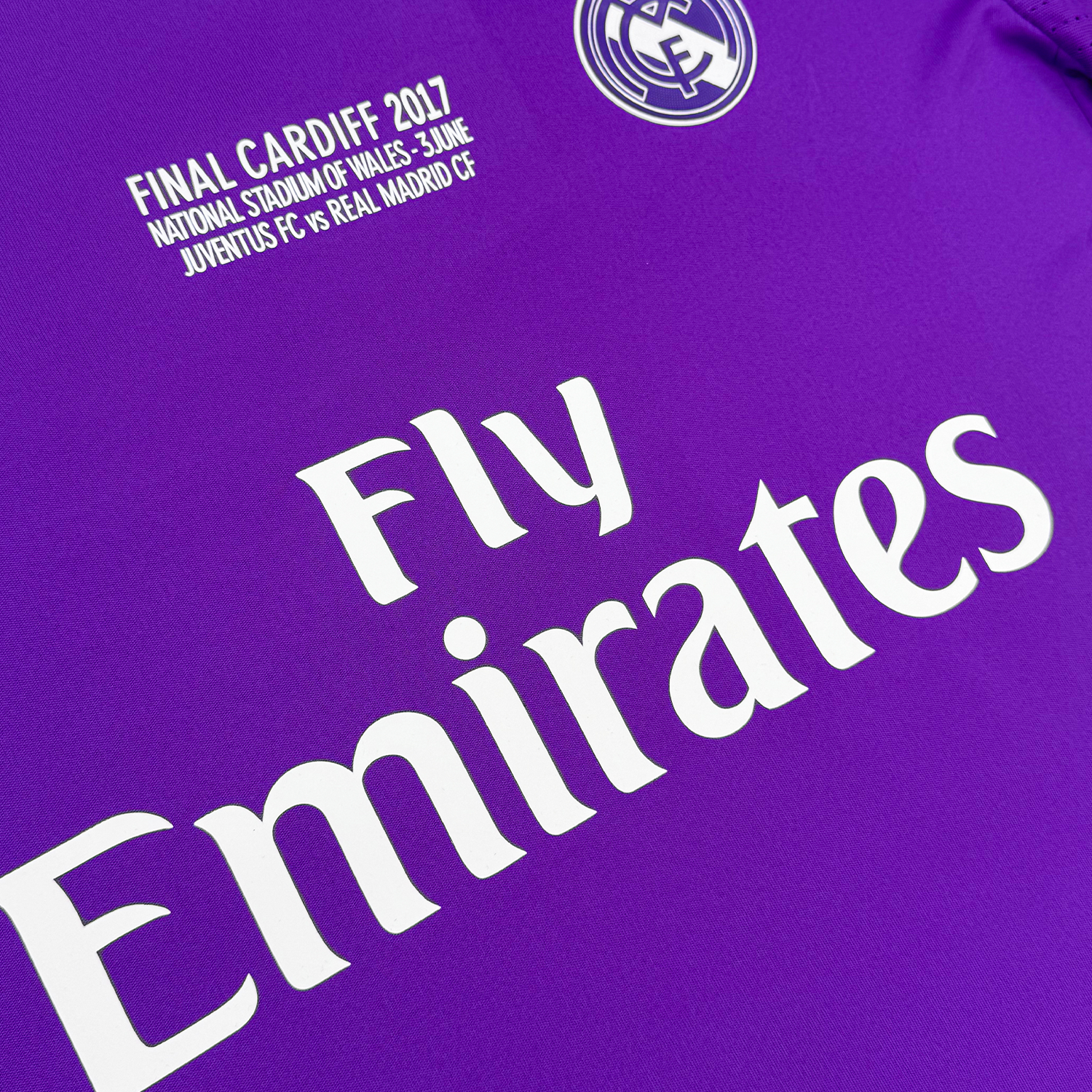 Real Madrid 2016/17 Visitante