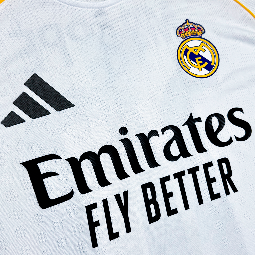 Real Madrid 2025/26 Local Versión Jugador