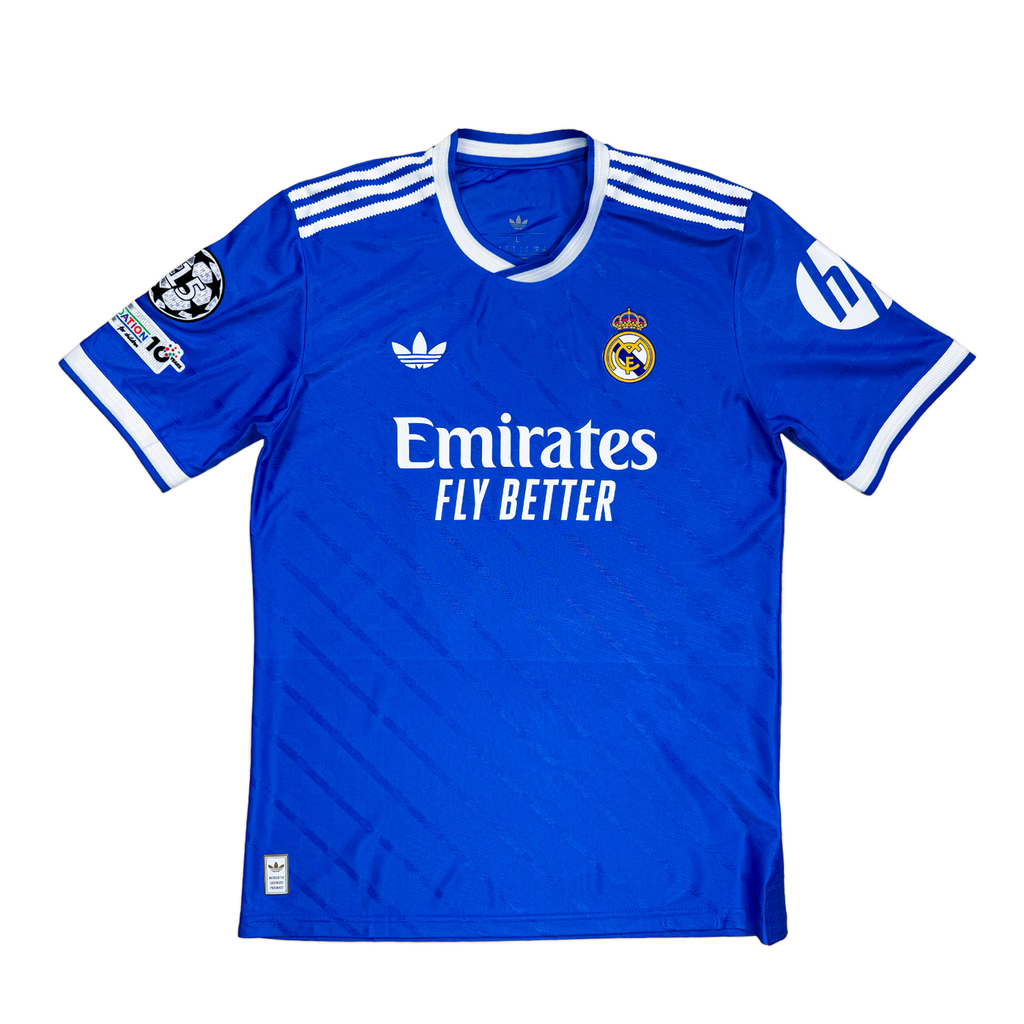 Real Madrid 2025/26 Tercera Versión Jugador