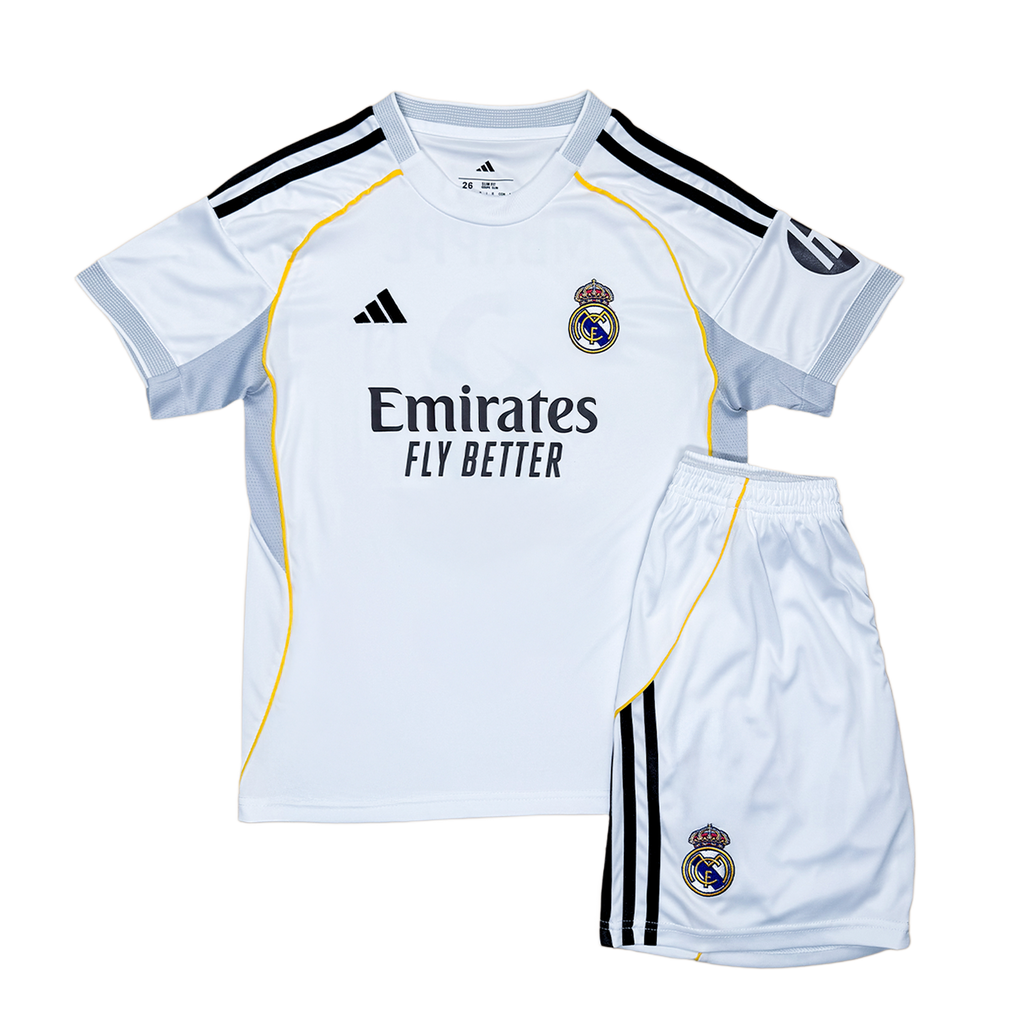 Real Madrid 2025/26 Local para Niños